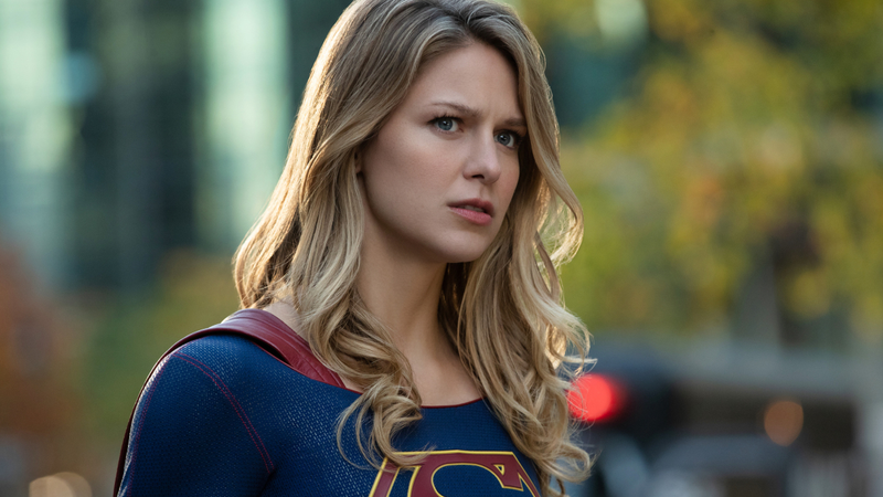 Illustration for article titled Supergirl wraps up “Elseworlds” by teasing an even bigger crossover event
